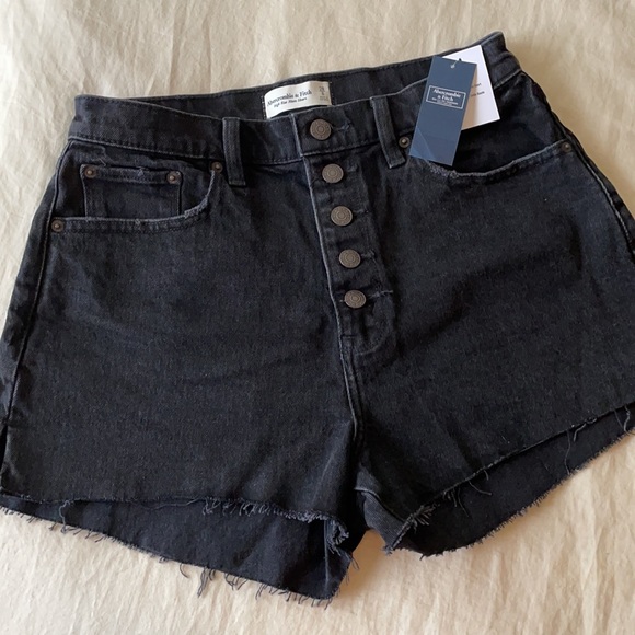 Abercrombie Curve Love High Rise Mom Shorts - Picture 3 of 5